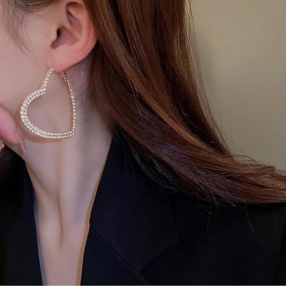 NanaMacs Rhinestone Heart Statement Earrings - Picture 4 of 15